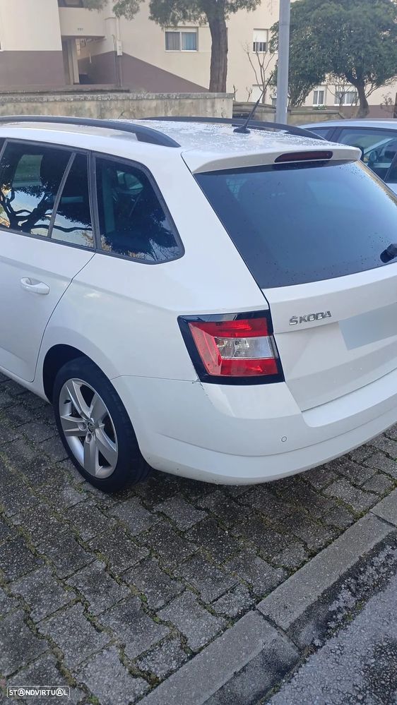 Skoda Fabia Break 1.4 TDi Ambition - 18