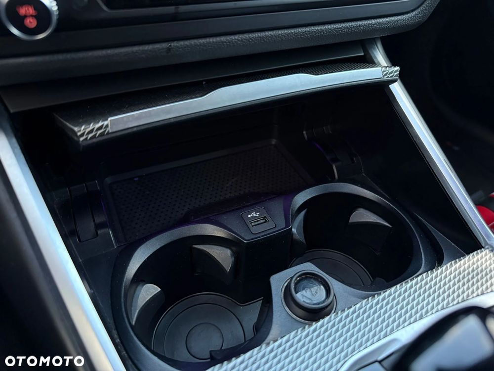 BMW Seria 3 330e PHEV M Sport sport - 25