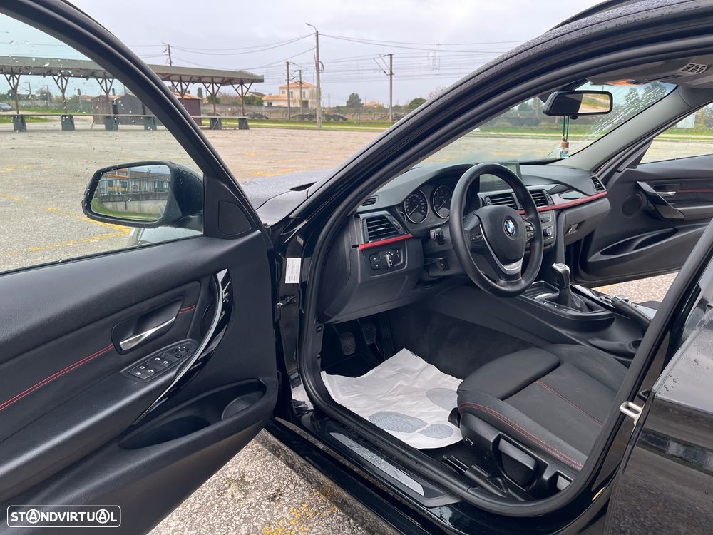 BMW 318 d xDrive Sport Line - 12