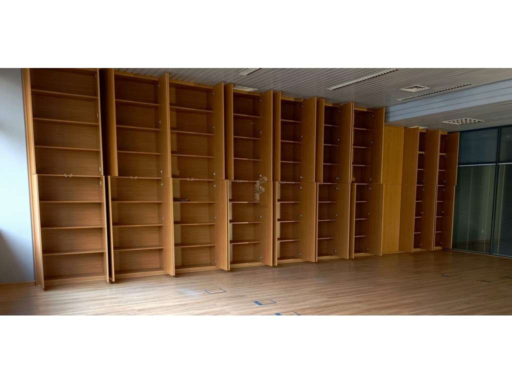 Escritório com 315 m2 no Edifício Empresarial - Grande imagem: 3/10