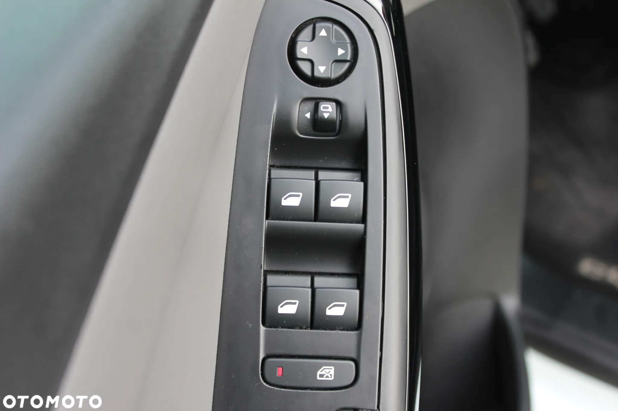 Citroën C4 Picasso 1.6 BlueHDi Shine S&S - 13