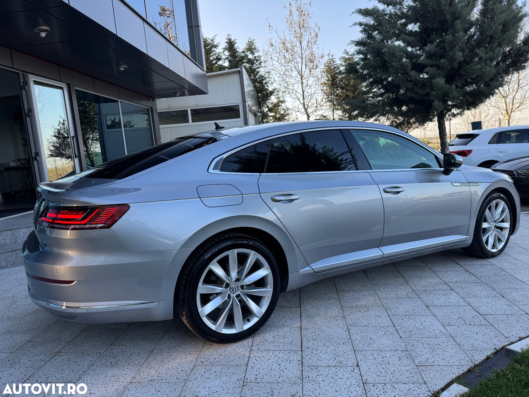 Volkswagen ARTEON 2.0 TDI DSG Elegance - 17