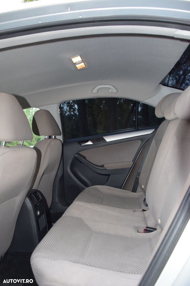Volkswagen Jetta 1.6 TDI DPF Trendline - 2