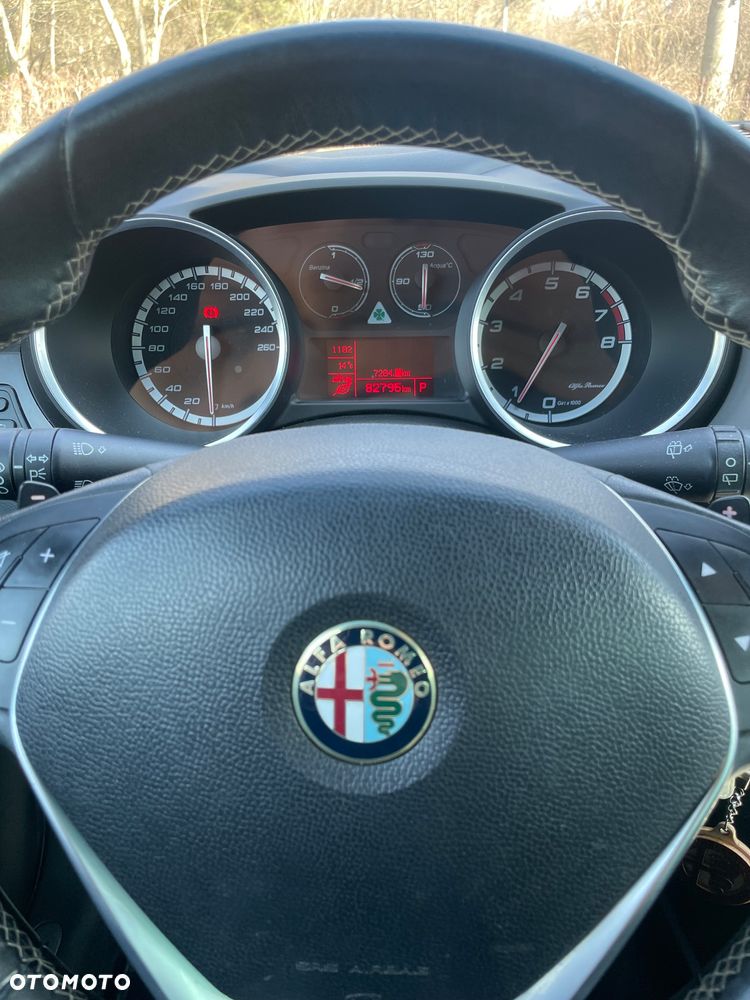 Alfa Romeo Giulietta 1750 TBi QV TCT - 10