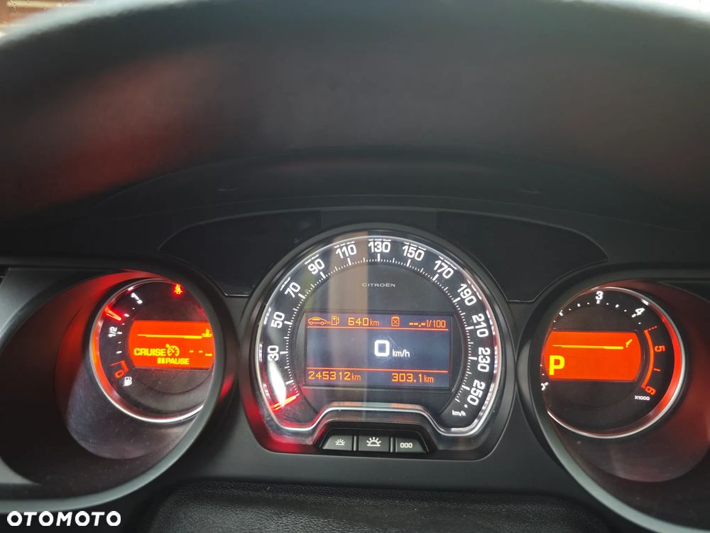 Citroën C5 2.0 HDi Exclusive - 32