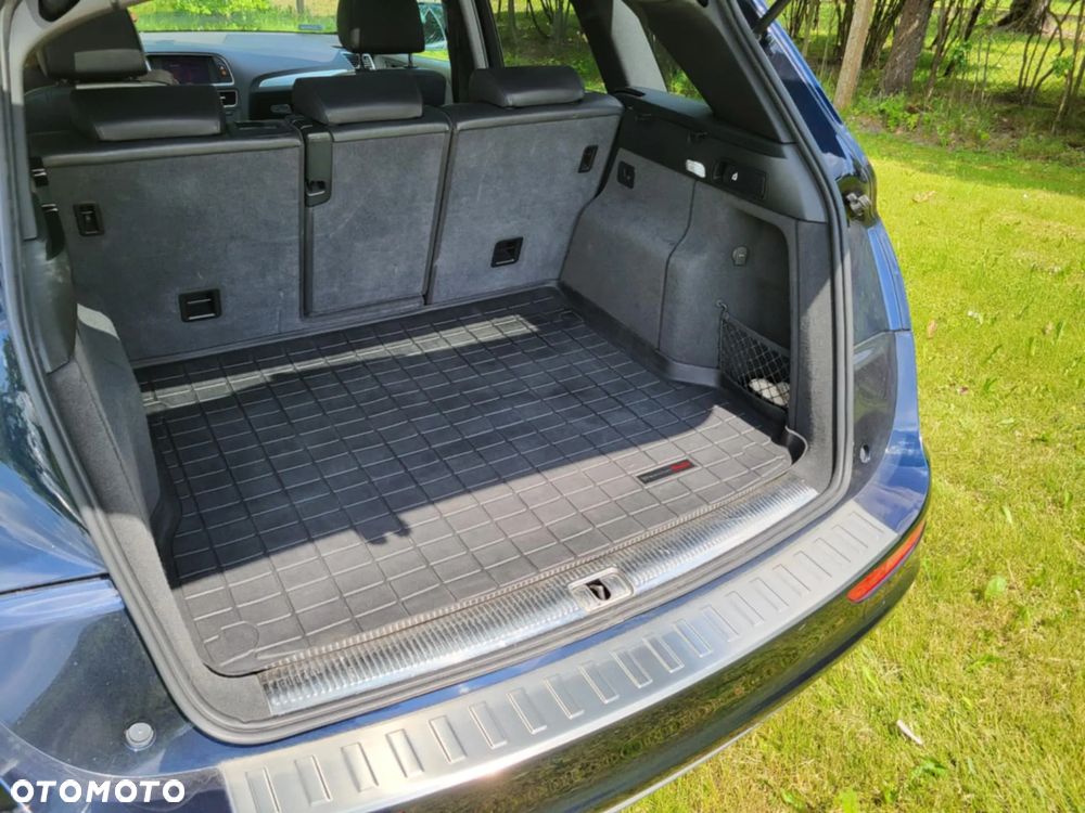 Audi Q5 3.2 FSI Quattro S tronic - 17