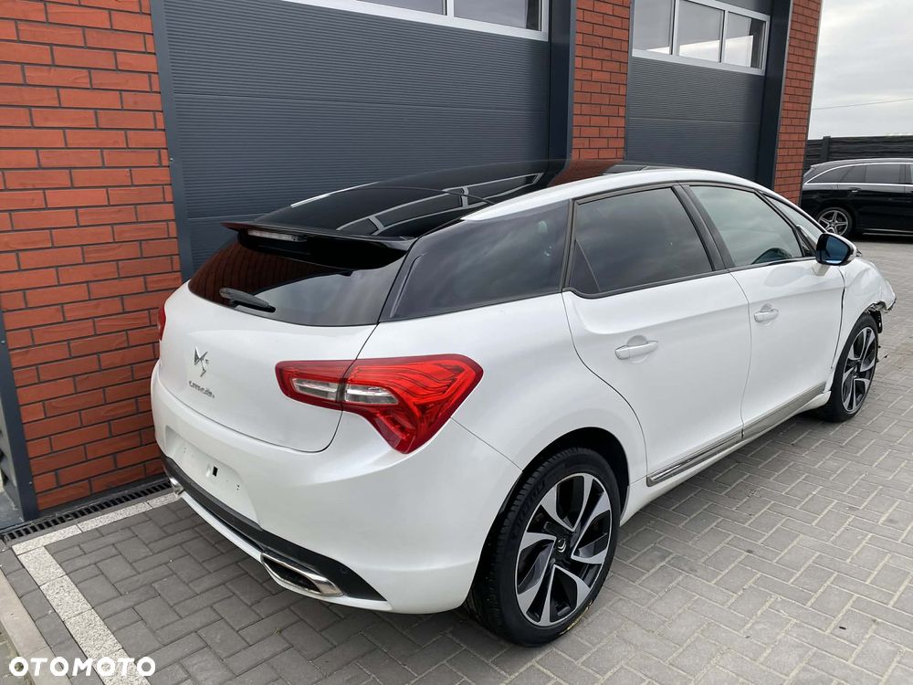 Citroën DS5 HDi 165 SportChic - 5