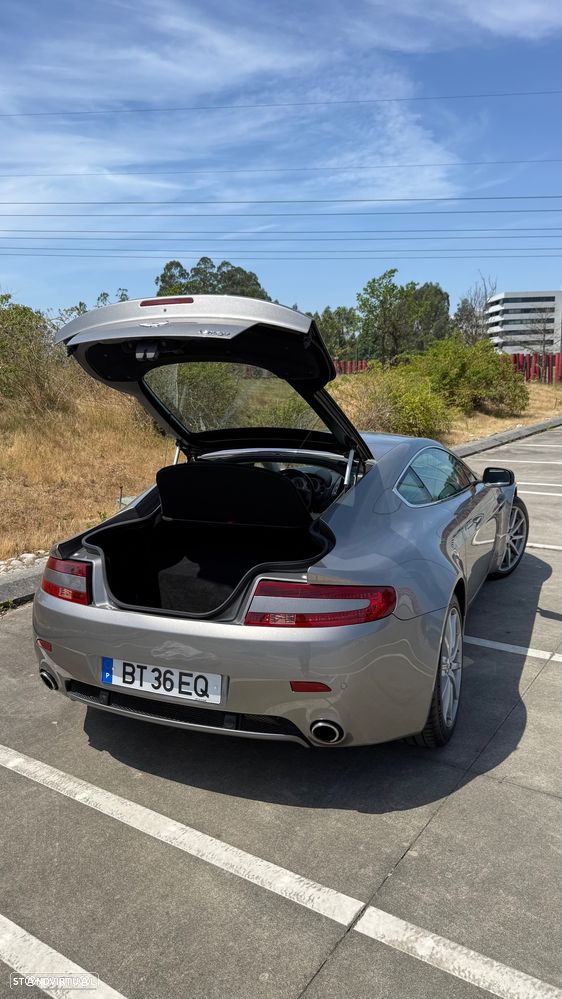 Aston Martin Vantage Coupe Sportshift - 31