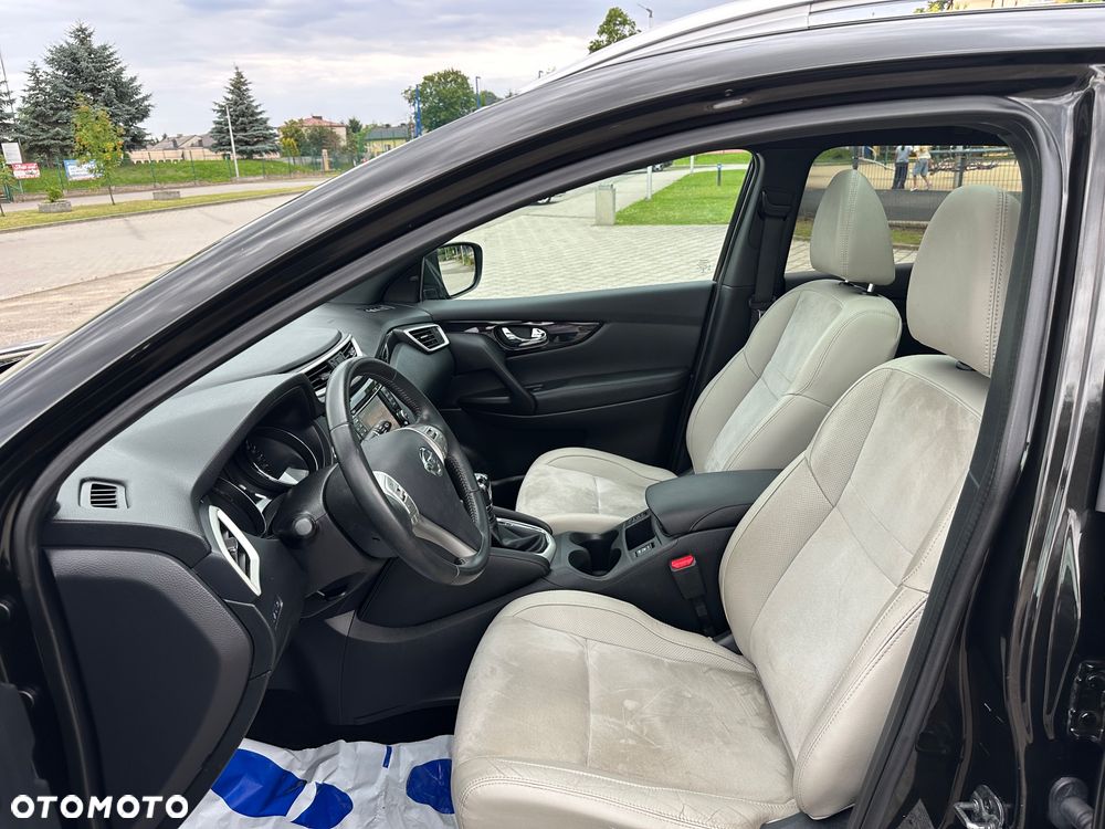 Nissan Qashqai 1.6 dCi Tekna S&S - 9
