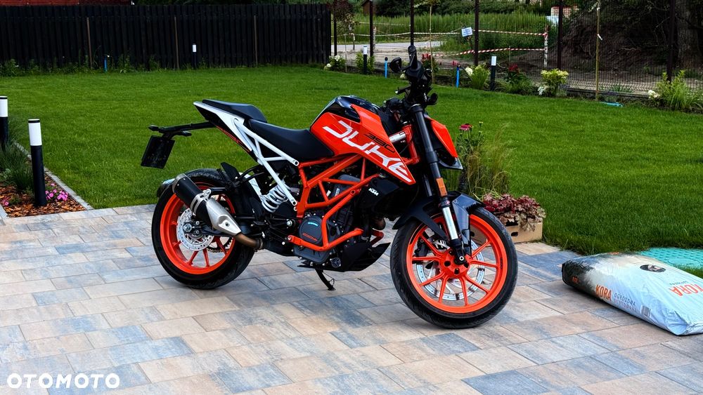 KTM Duke 390 - 1
