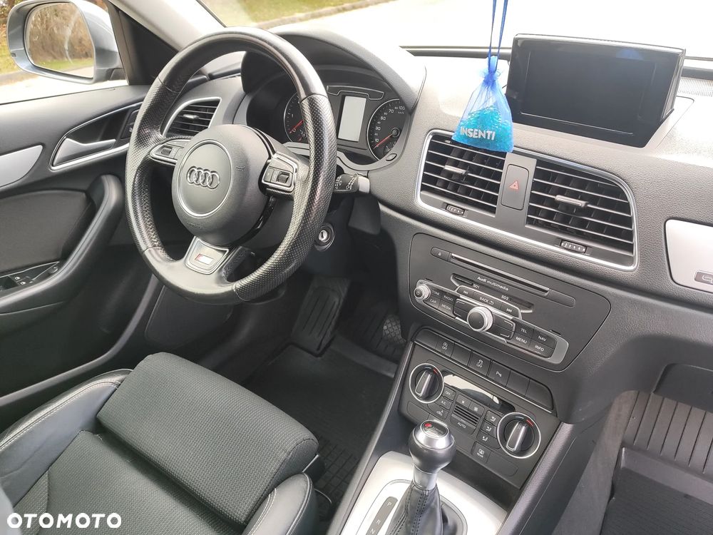 Audi Q3 35 TDI Quattro S tronic S line - 25