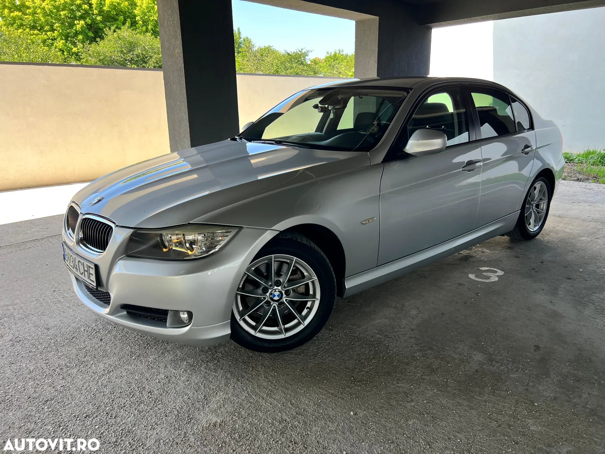 BMW Seria 3 - 1