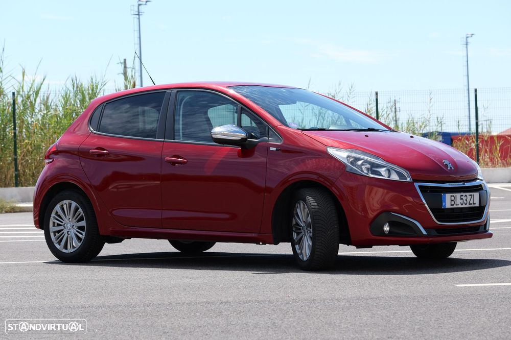 Peugeot 208 82 PureTech Style - 17