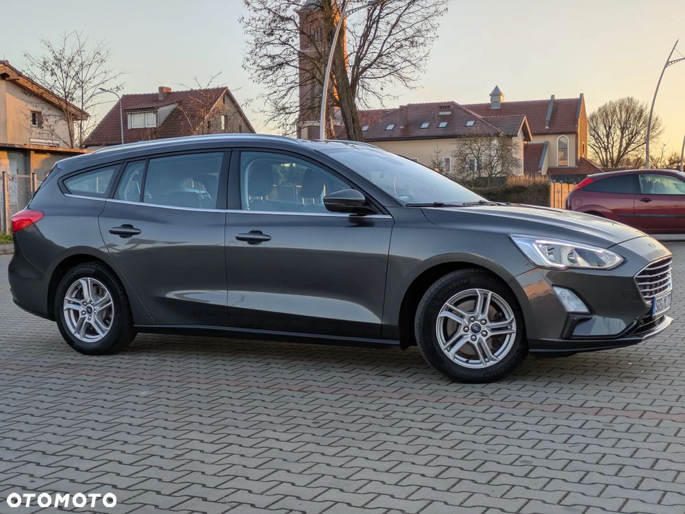 Ford Focus 1.5 EcoBlue Start-Stopp-System COOL&CONNECT - 2