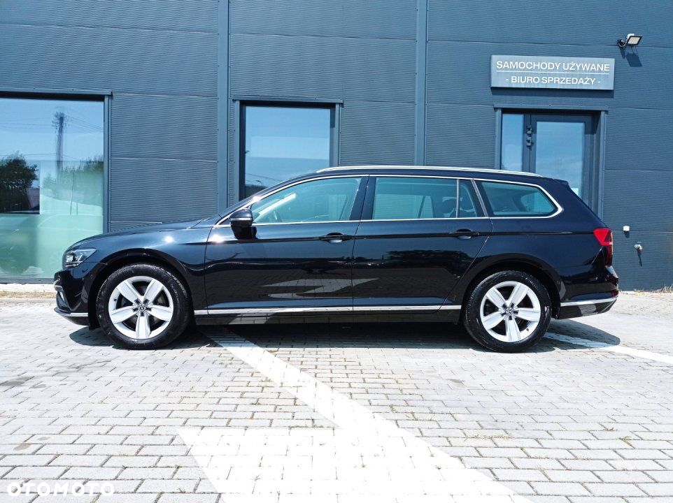 Volkswagen Passat - 2