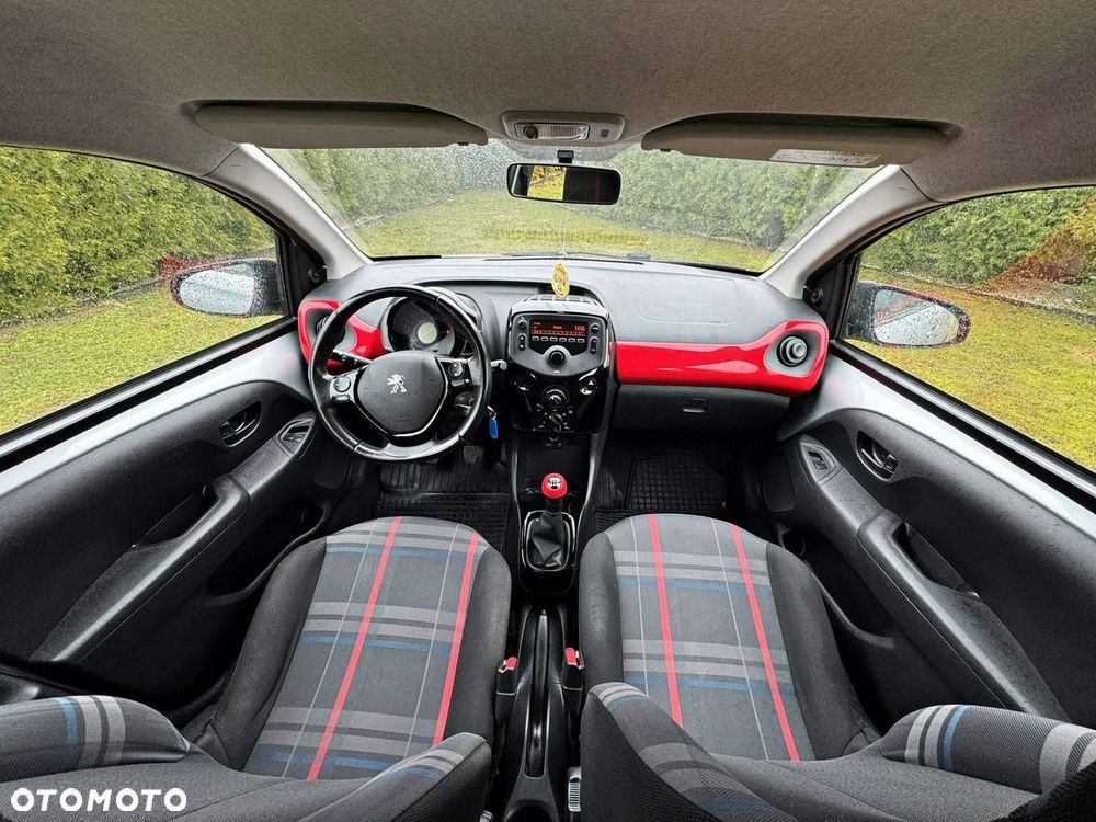 Peugeot 108 PureTech 82 Top Style - 8