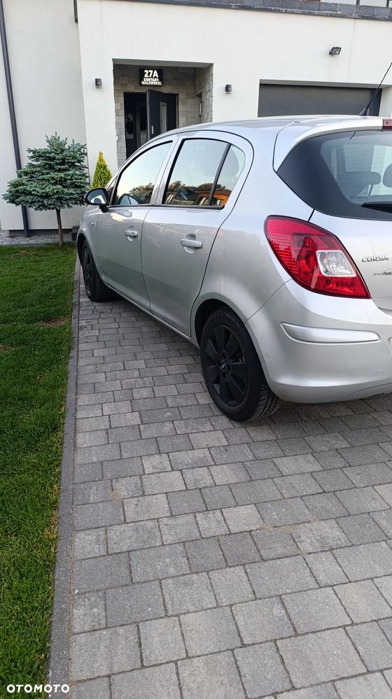 Opel Corsa - 4