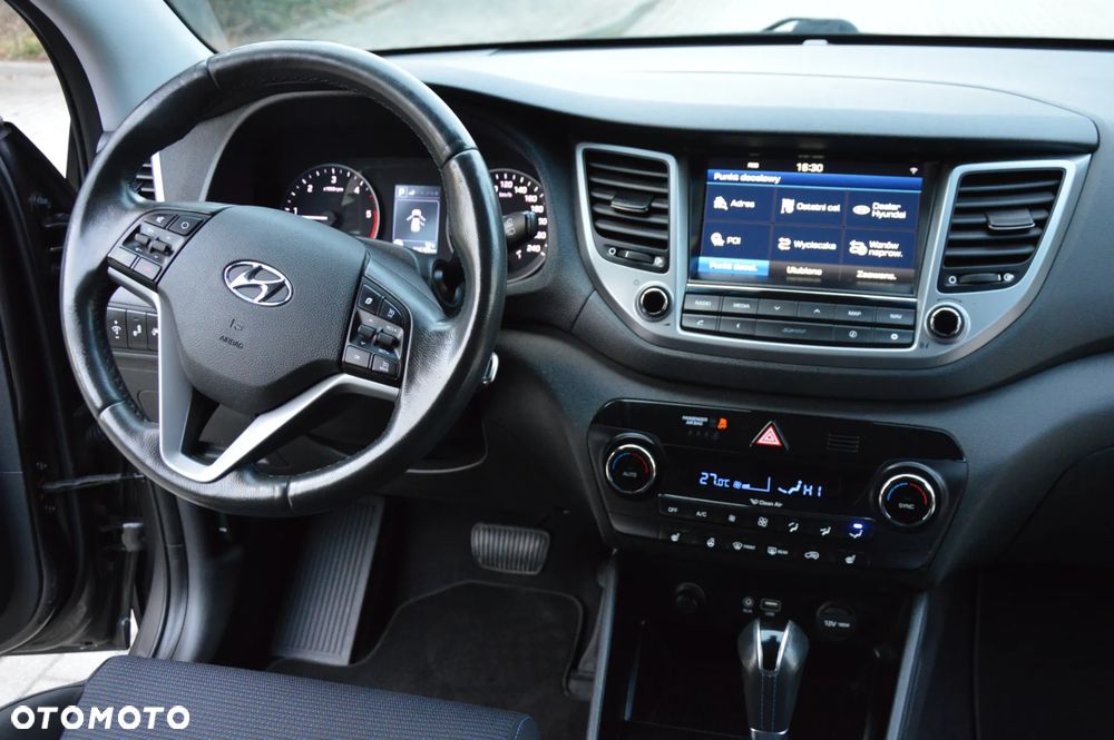Hyundai Tucson 2.0 CRDi 4WD Automatik Advantage - 16