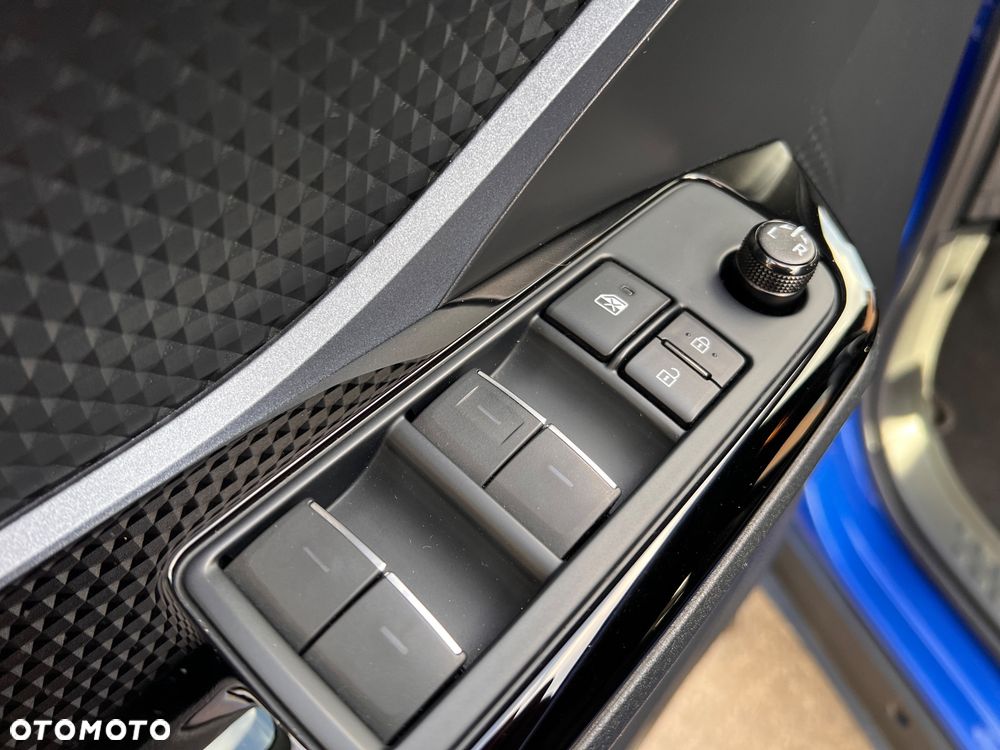 Toyota C-HR 1.2 T Style - 24
