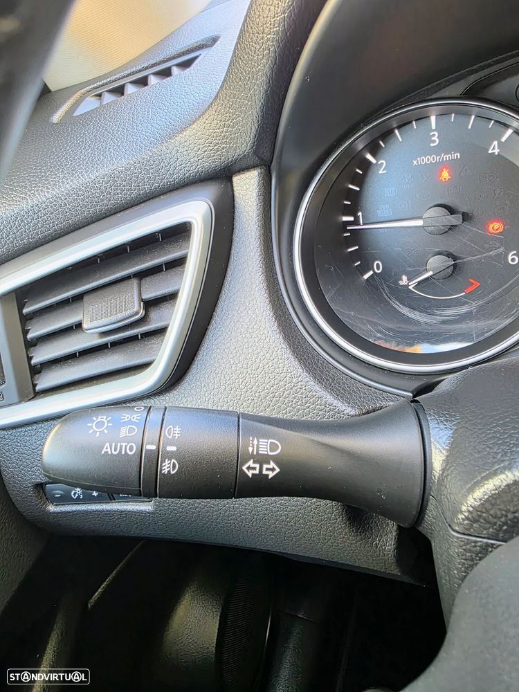 Nissan Qashqai 1.5 dCi N-Connecta - 29