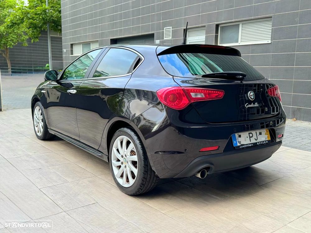 Alfa Romeo Giulietta 1.6 JTDM Distinctive - 14