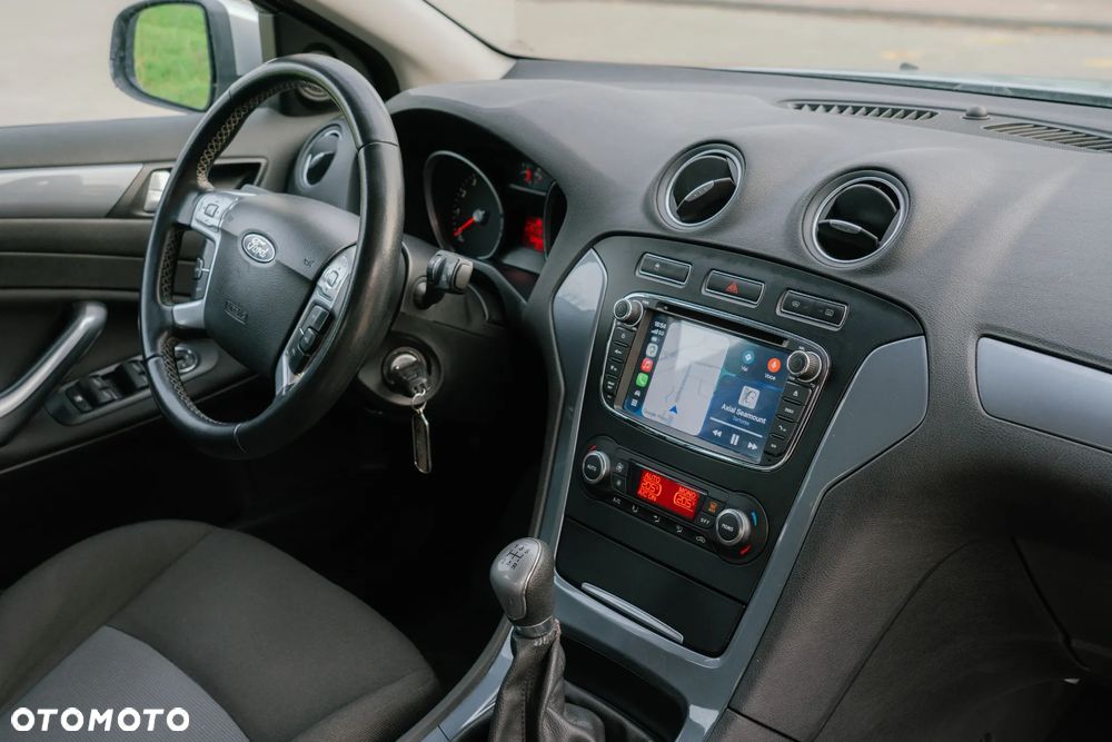 Ford Mondeo 2.0 FF Trend - 12