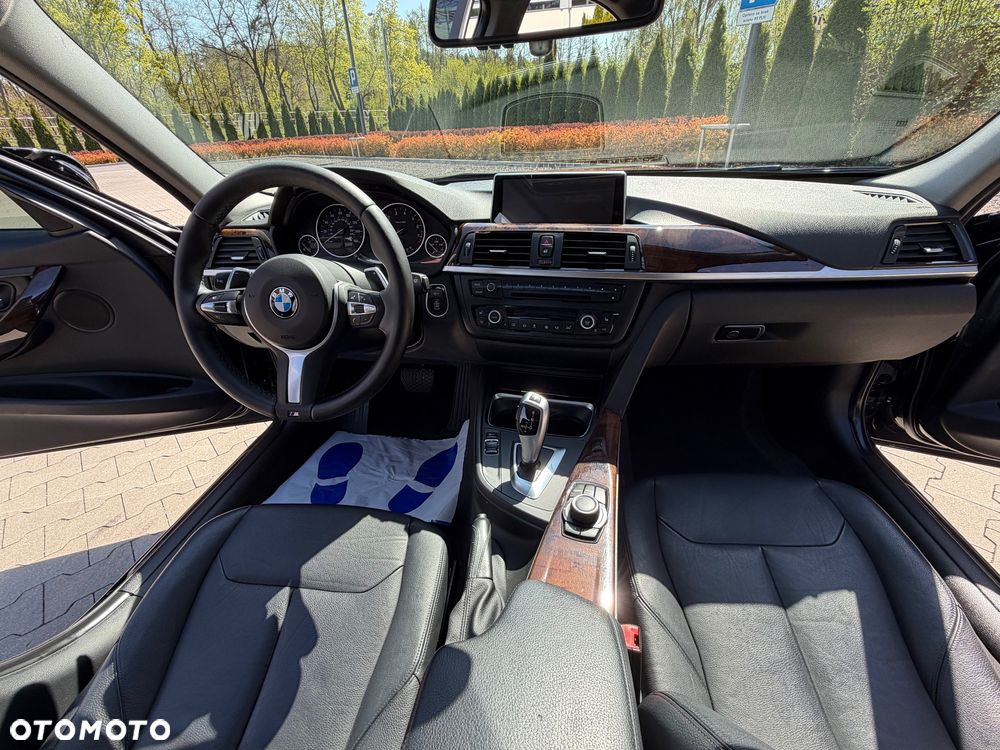 BMW Seria 3 328i xDrive Sport-Aut Sport Line - 17
