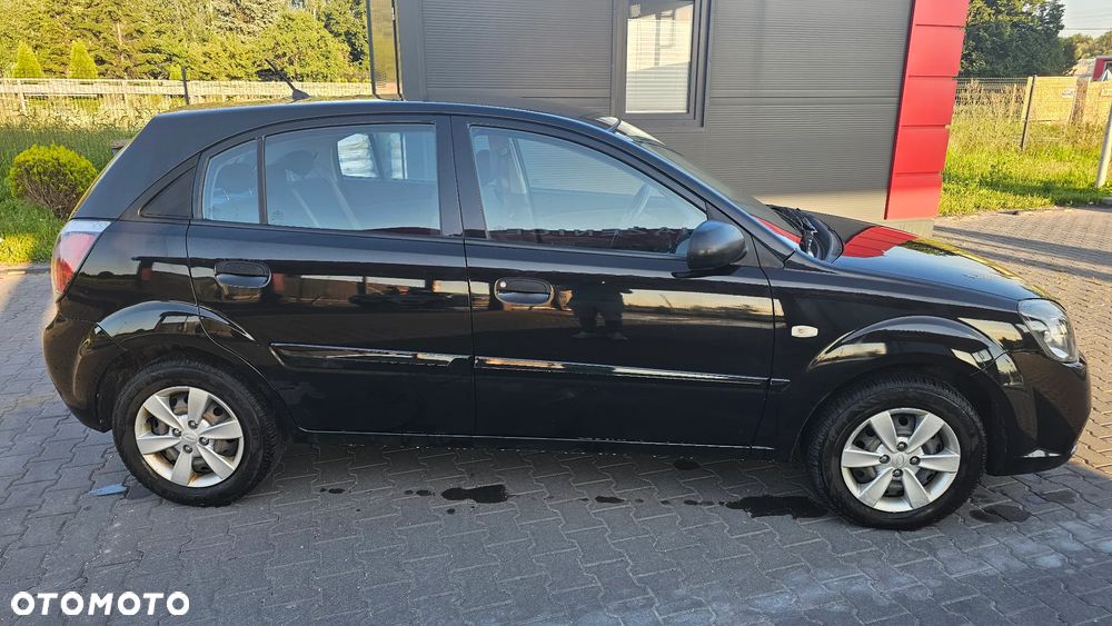 Kia Rio 1.4 Spirit - 3