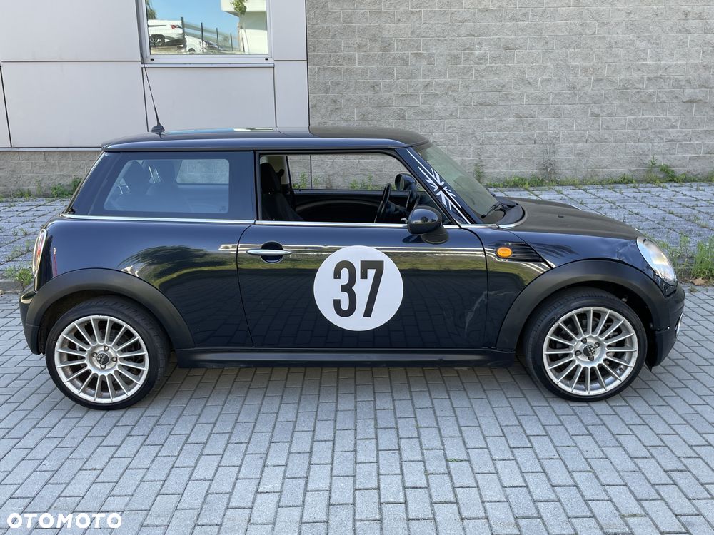 MINI Cooper Standard - 5