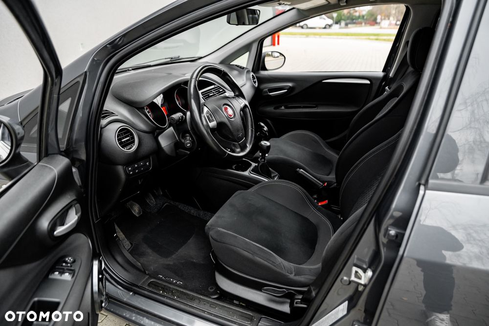 Fiat Punto 1.4 Easy S&S - 16