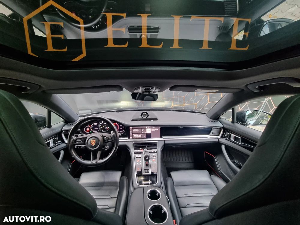 Porsche Panamera 4 E-Hybrid - 8