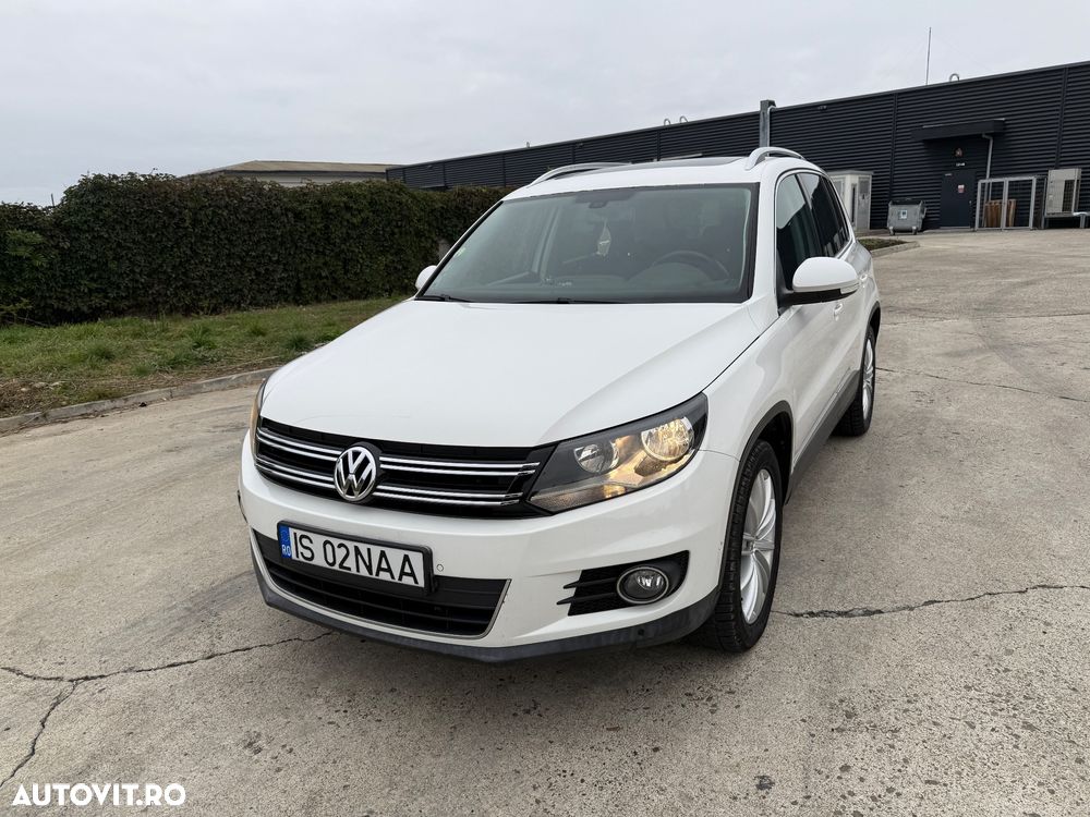 Volkswagen Tiguan - 1