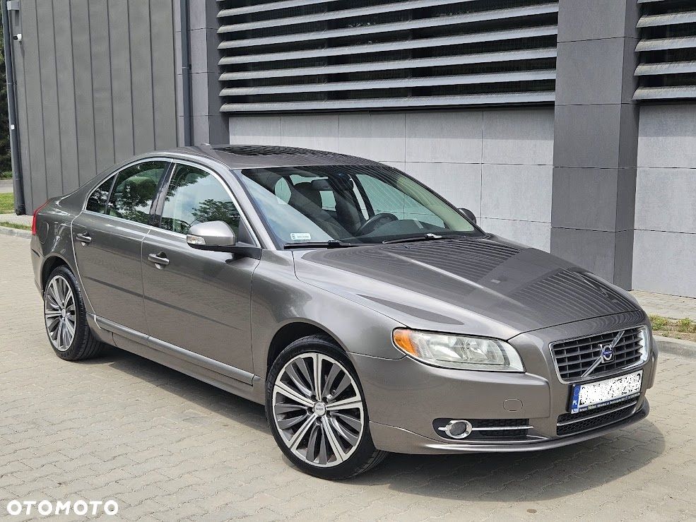 Volvo S80 2.4D5 AWD Momentum - 1