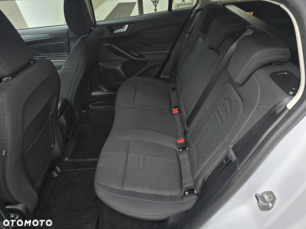 Ford Focus 1.5 TDCi Titanium ASS PowerShift - 17