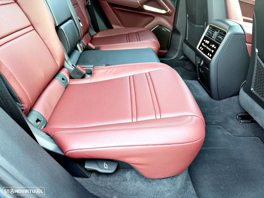 Porsche Cayenne Turbo E-Hybrid - 36