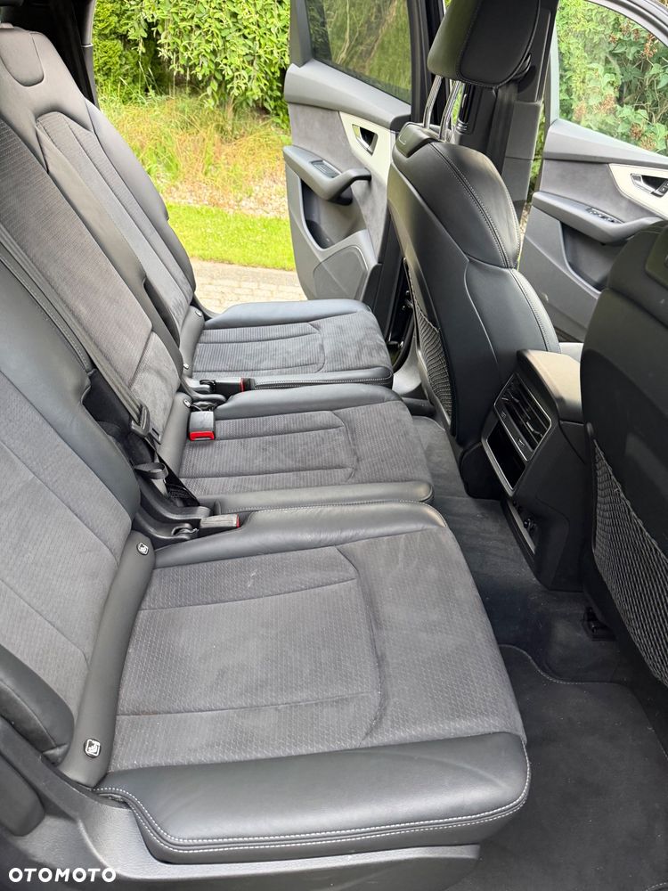 Audi Q7 - 13