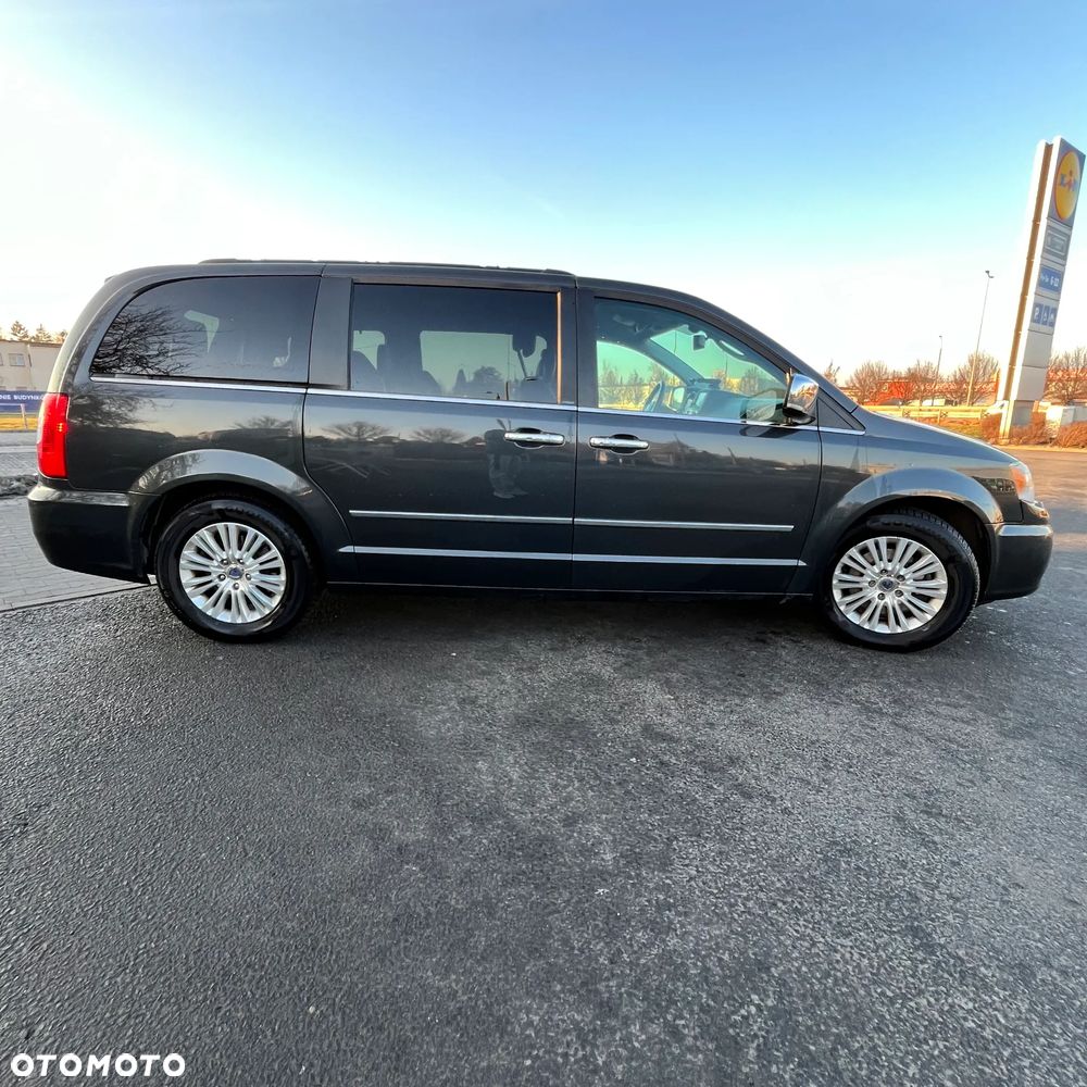 Lancia Voyager 2.8CRD Gold - 5