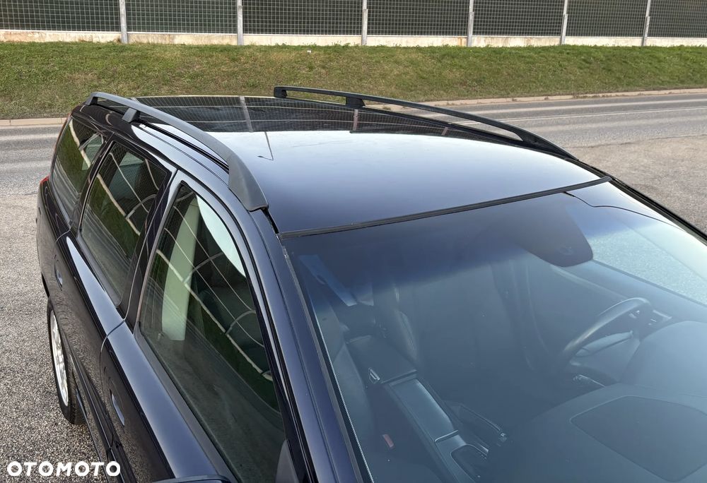 Volvo V70 2.4 Momentum - 9