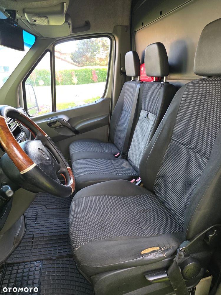 Mercedes-Benz Sprinter 209 - 8