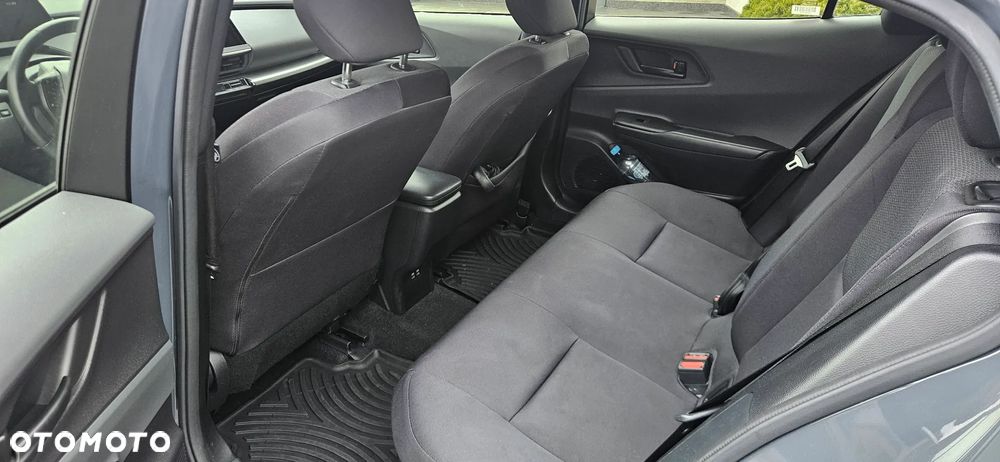 Toyota Prius Hybrid Comfort - 13