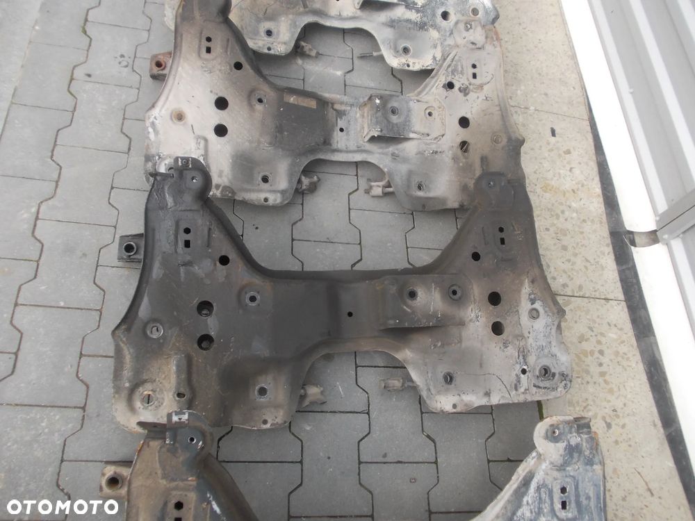 Belka kołyska sanki Opel Corsa D  zdrowe - 10