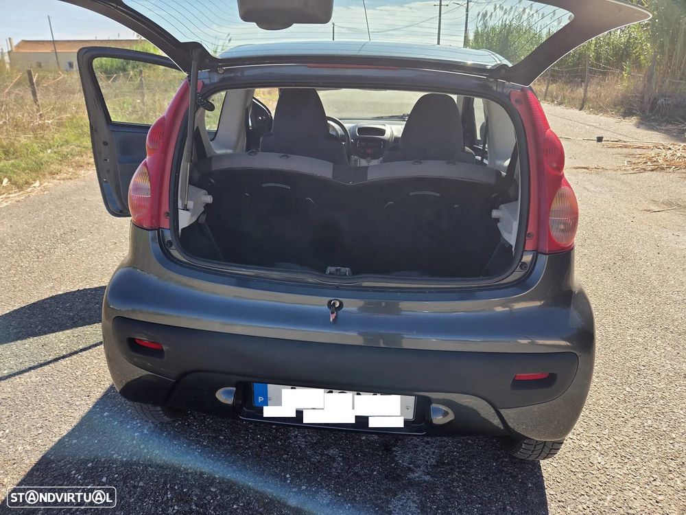 Peugeot 107 1.0 Urban Style - 9