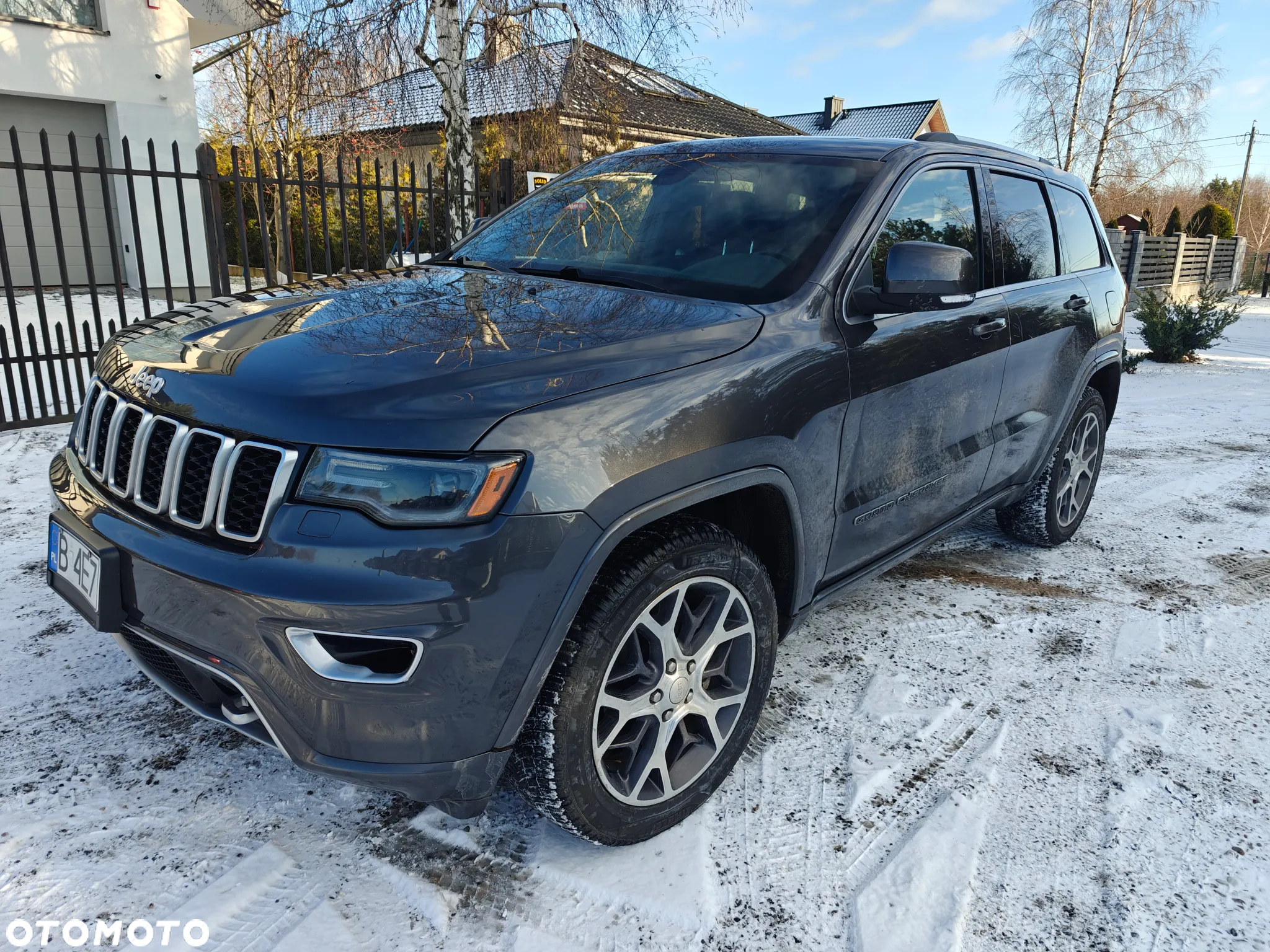 Jeep Grand Cherokee - 4