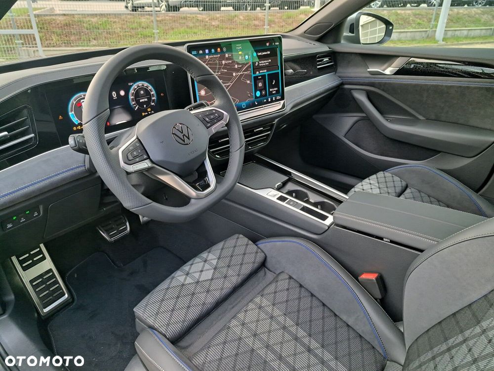 Volkswagen Passat 2.0 TDI SCR 4Mot R-Line DSG - 16