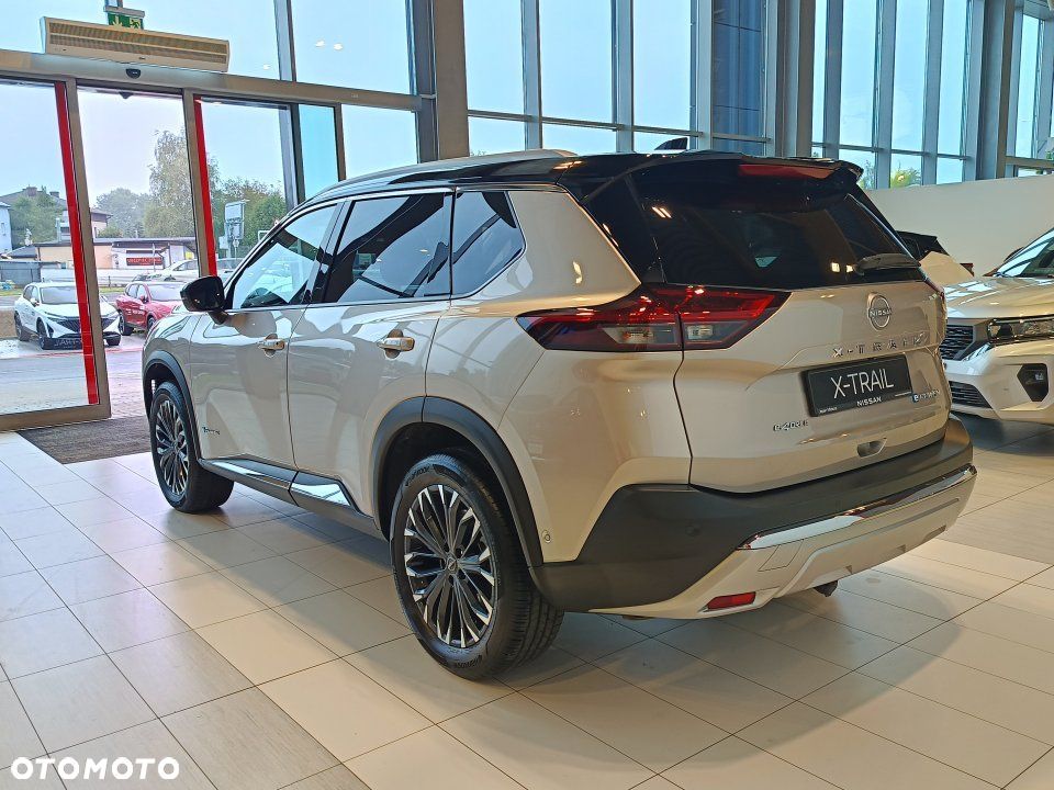 Nissan X-Trail - 4