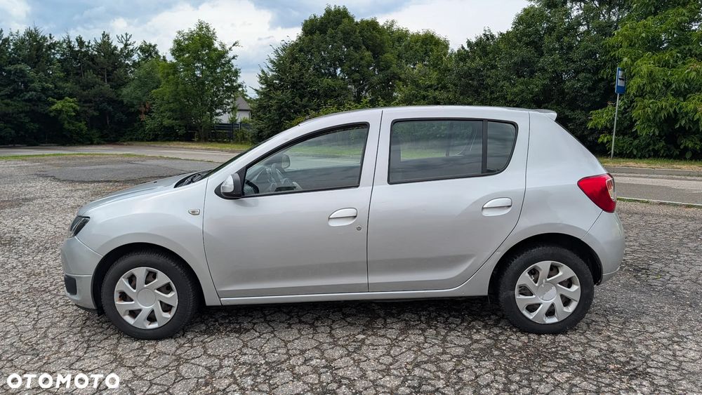 Dacia Sandero 1.2 16V Laureate - 6