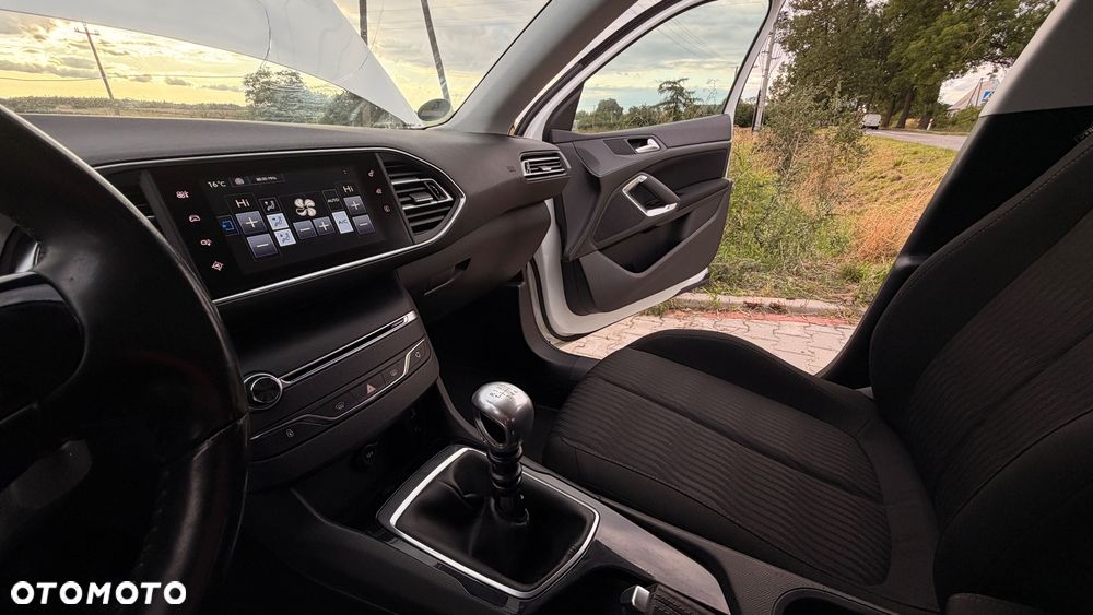 Peugeot 308 BlueHDi 120 Stop & Start Winter Edition - 12