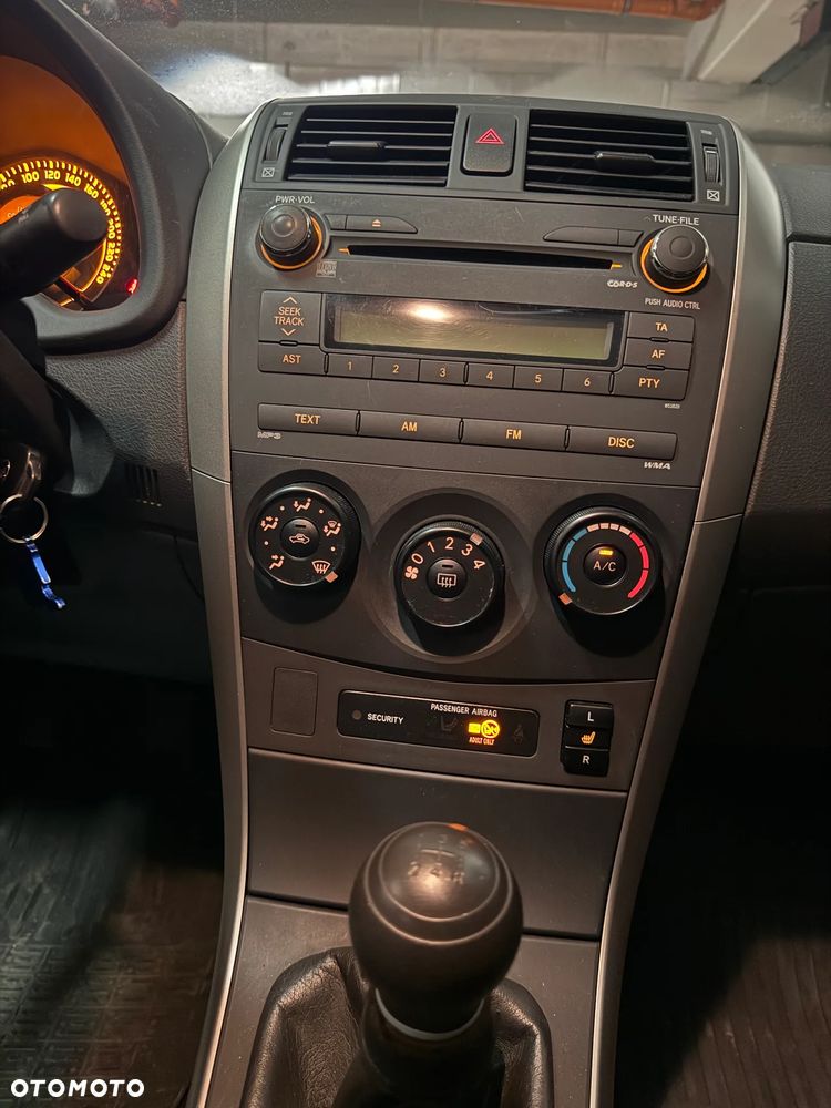 Toyota Corolla 1.4 VVT-i Luna Start - 8