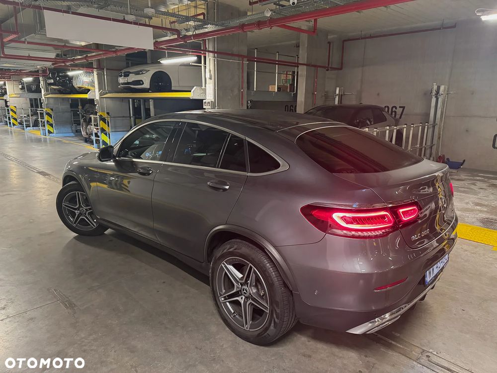 Mercedes-Benz GLC 200 4-Matic - 4