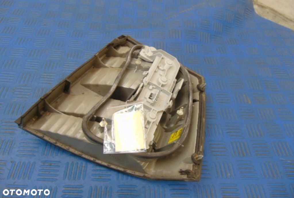 OPEL VECTRA C LAMPA TYLNA LEWA - 5
